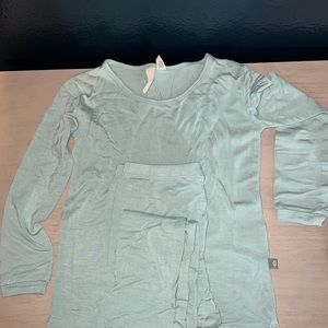Kyte Baby 2 piece long sleeve Pjs 4T